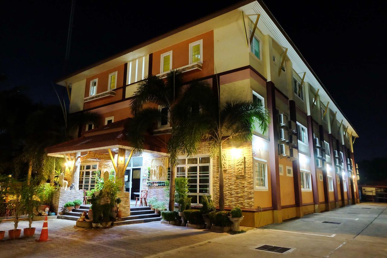 Siam House Interplace Lop Buri Εξωτερικό φωτογραφία