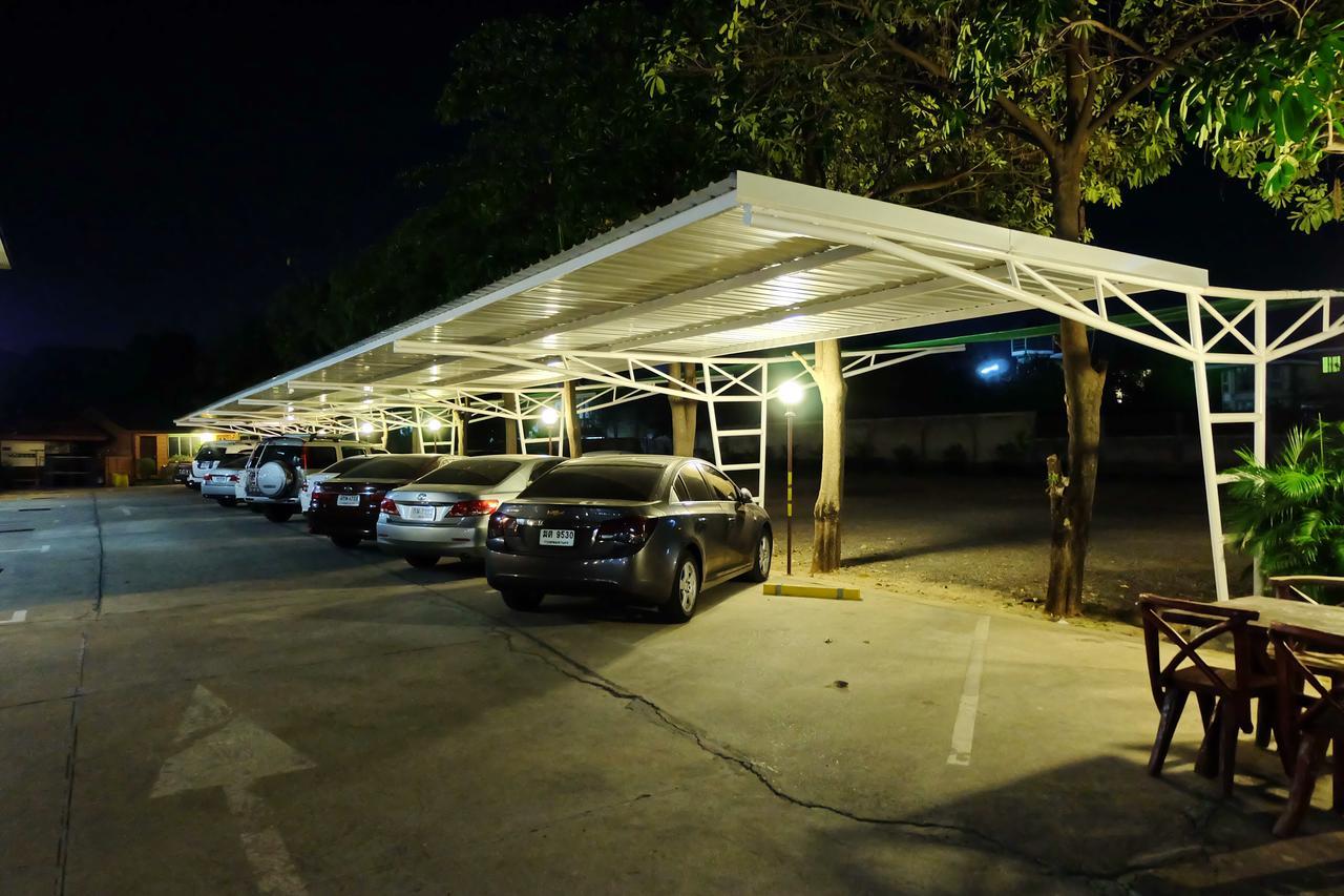Siam House Interplace Lop Buri Εξωτερικό φωτογραφία